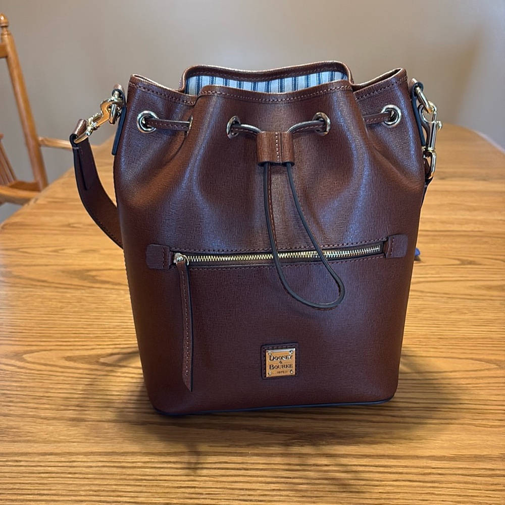 Dooney & Bourke saffiano leather bucket bag